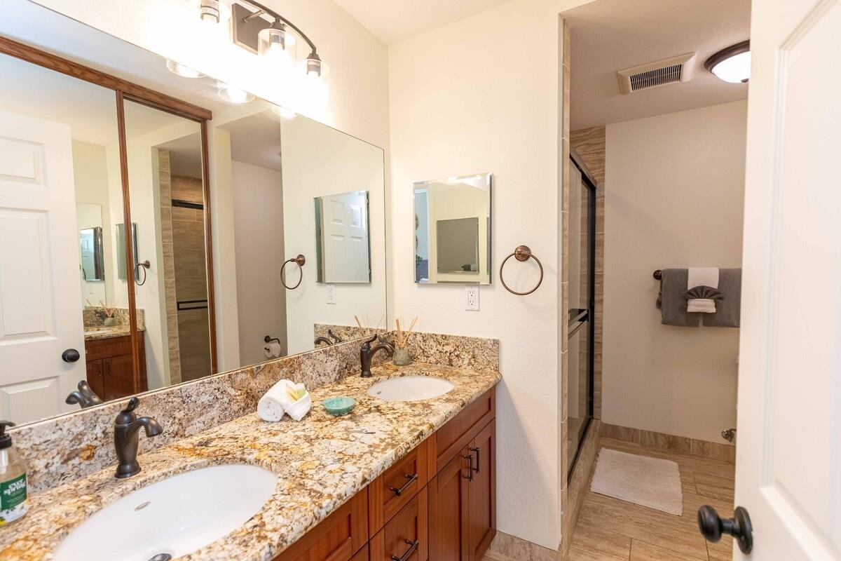 Hale Kamaole condo # 311, Kihei, Hawaii - photo 16 of 24