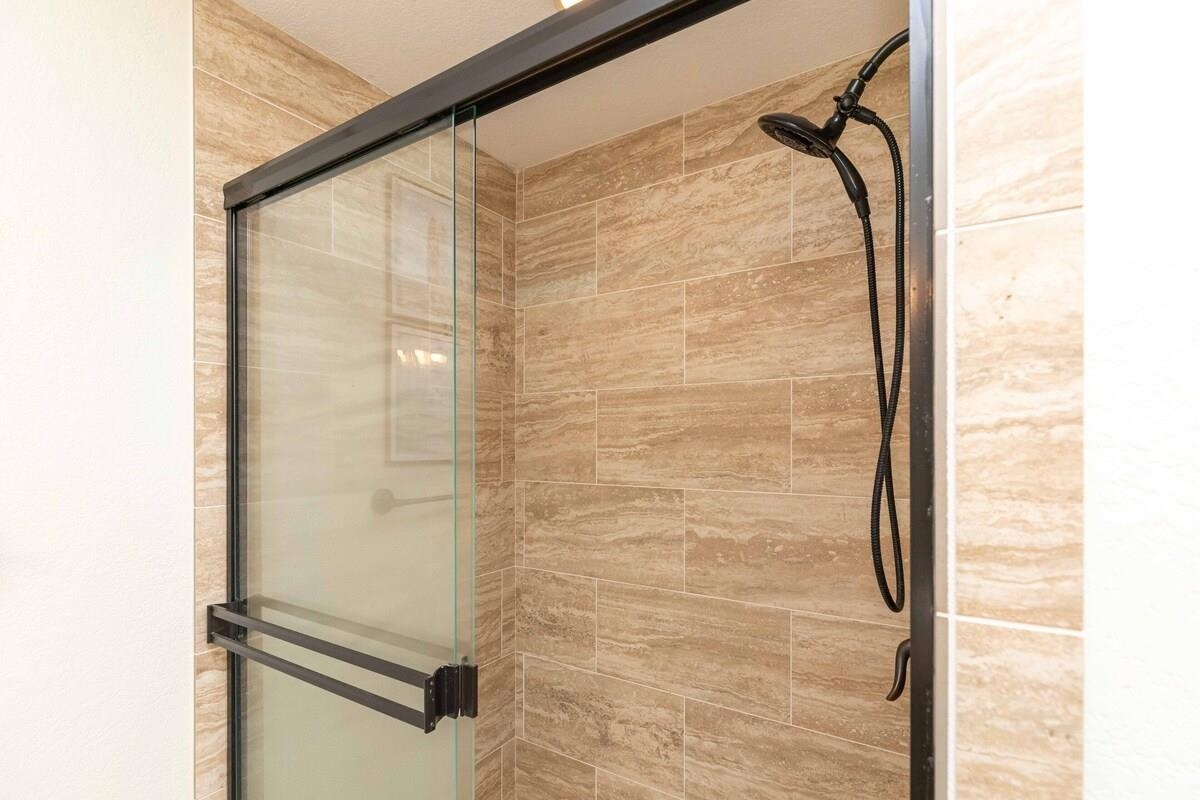 Hale Kamaole condo # 311, Kihei, Hawaii - photo 19 of 24