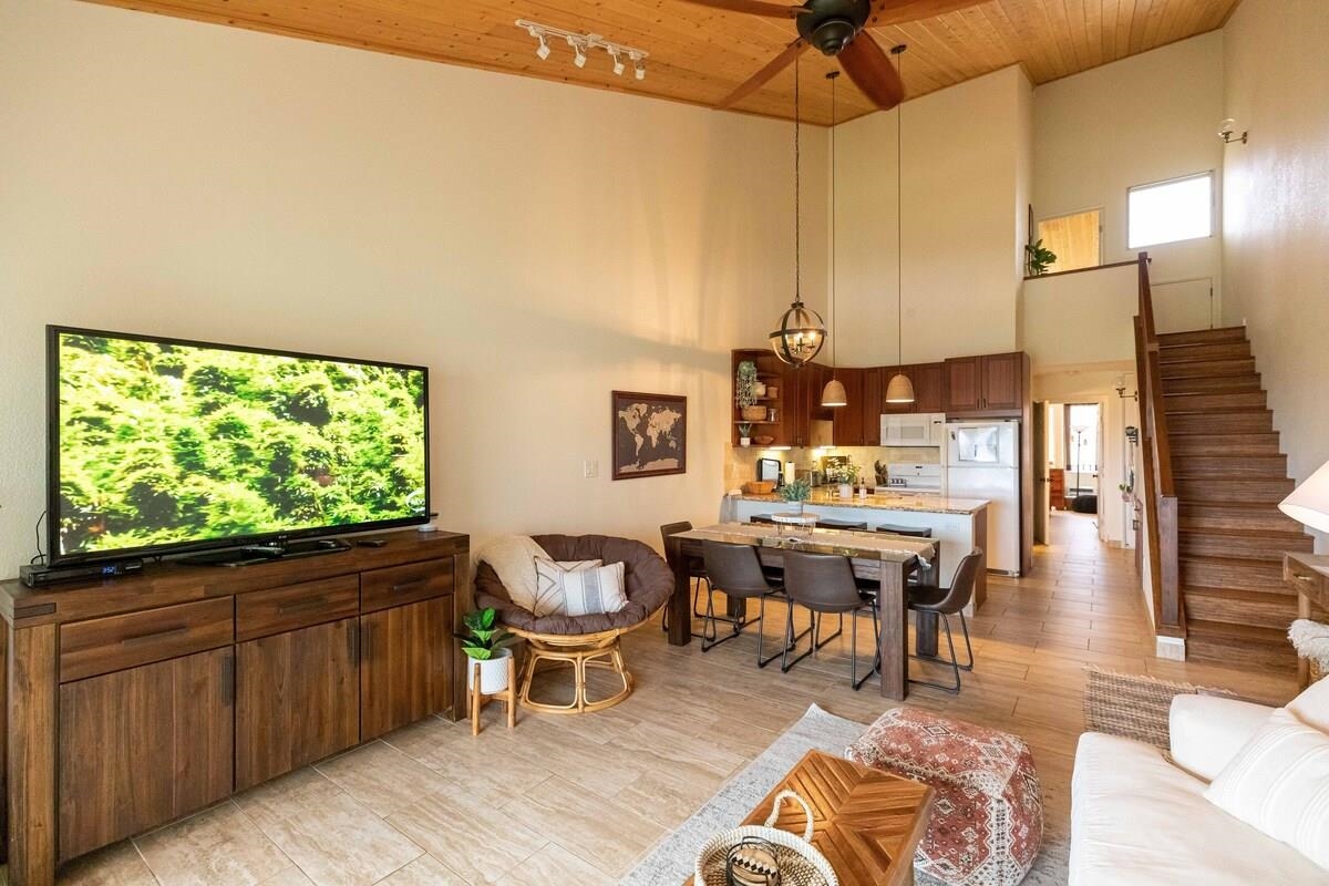 Hale Kamaole condo # 311, Kihei, Hawaii - photo 9 of 24