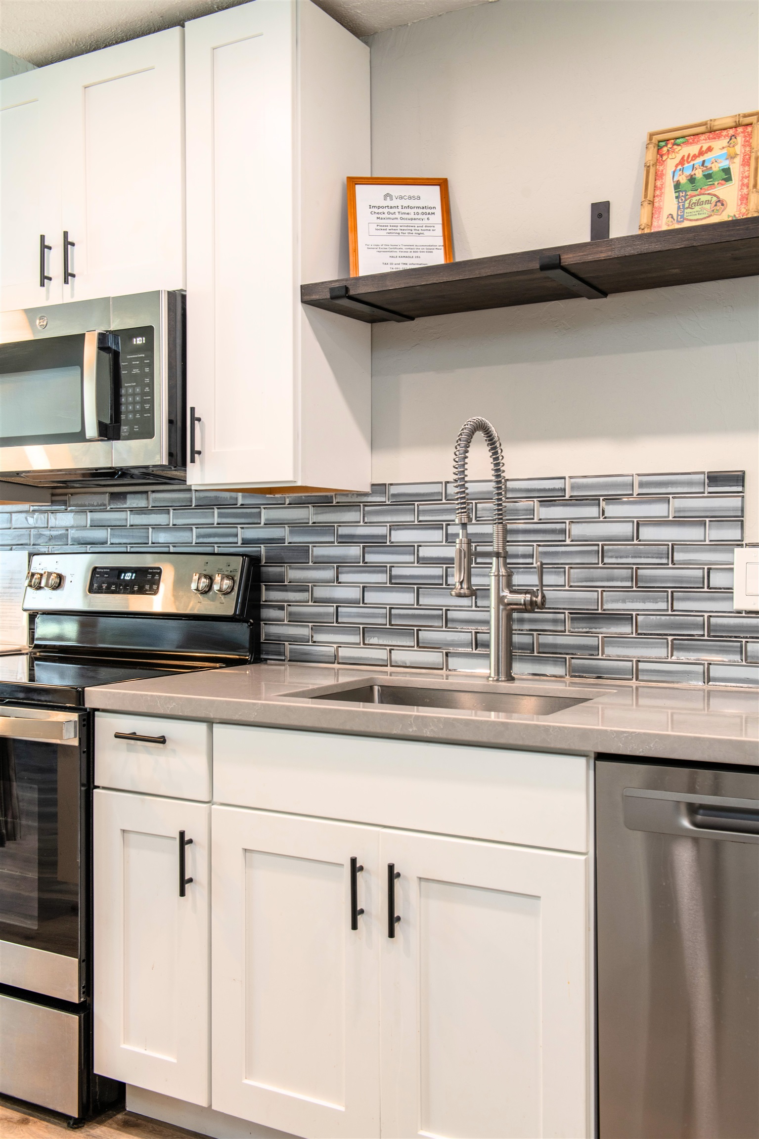 Hale Kamaole condo # 3-251, Kihei, Hawaii - photo 16 of 43