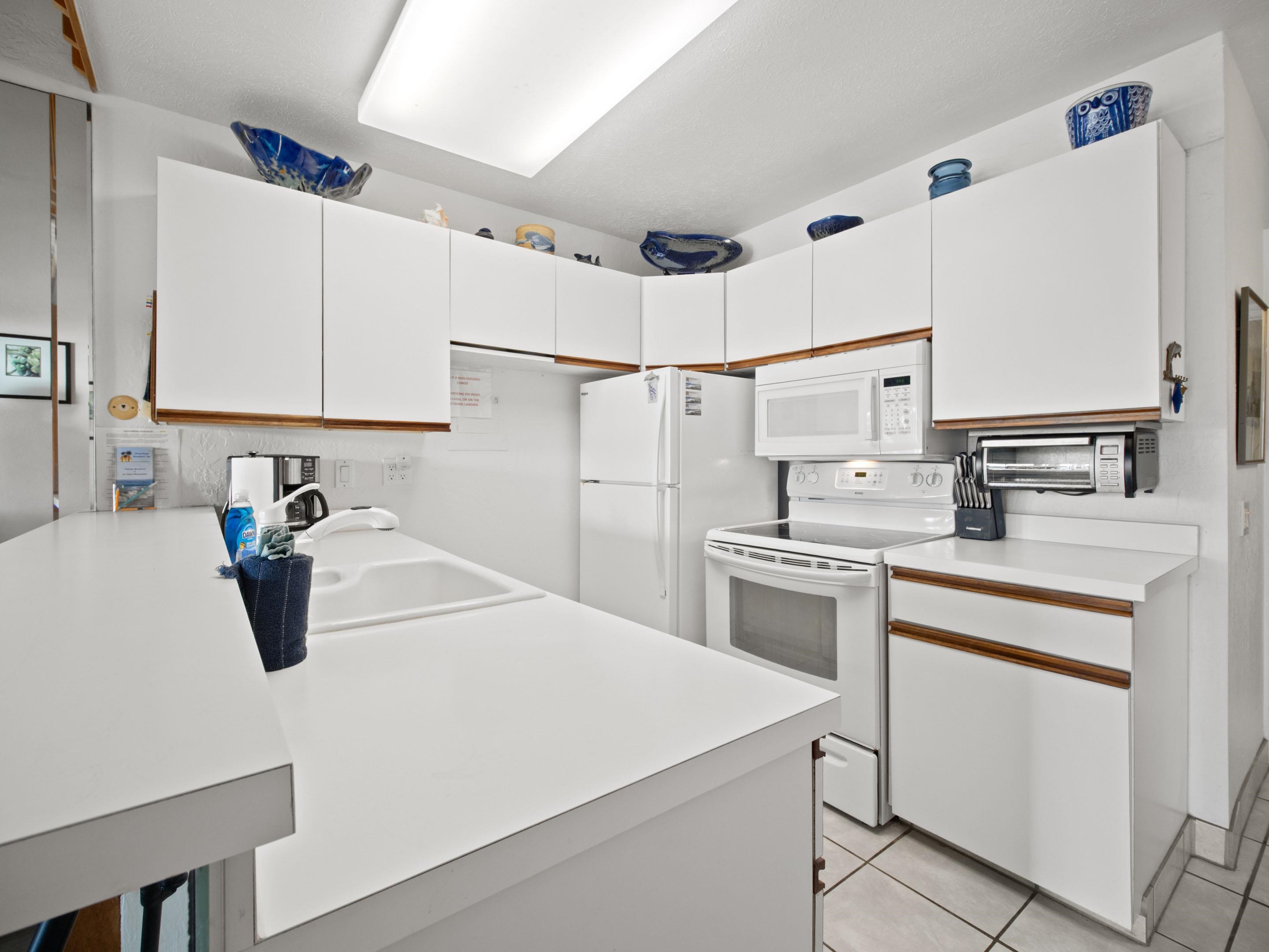 Hale Kamaole condo # 5-274, Kihei, Hawaii - photo 10 of 29