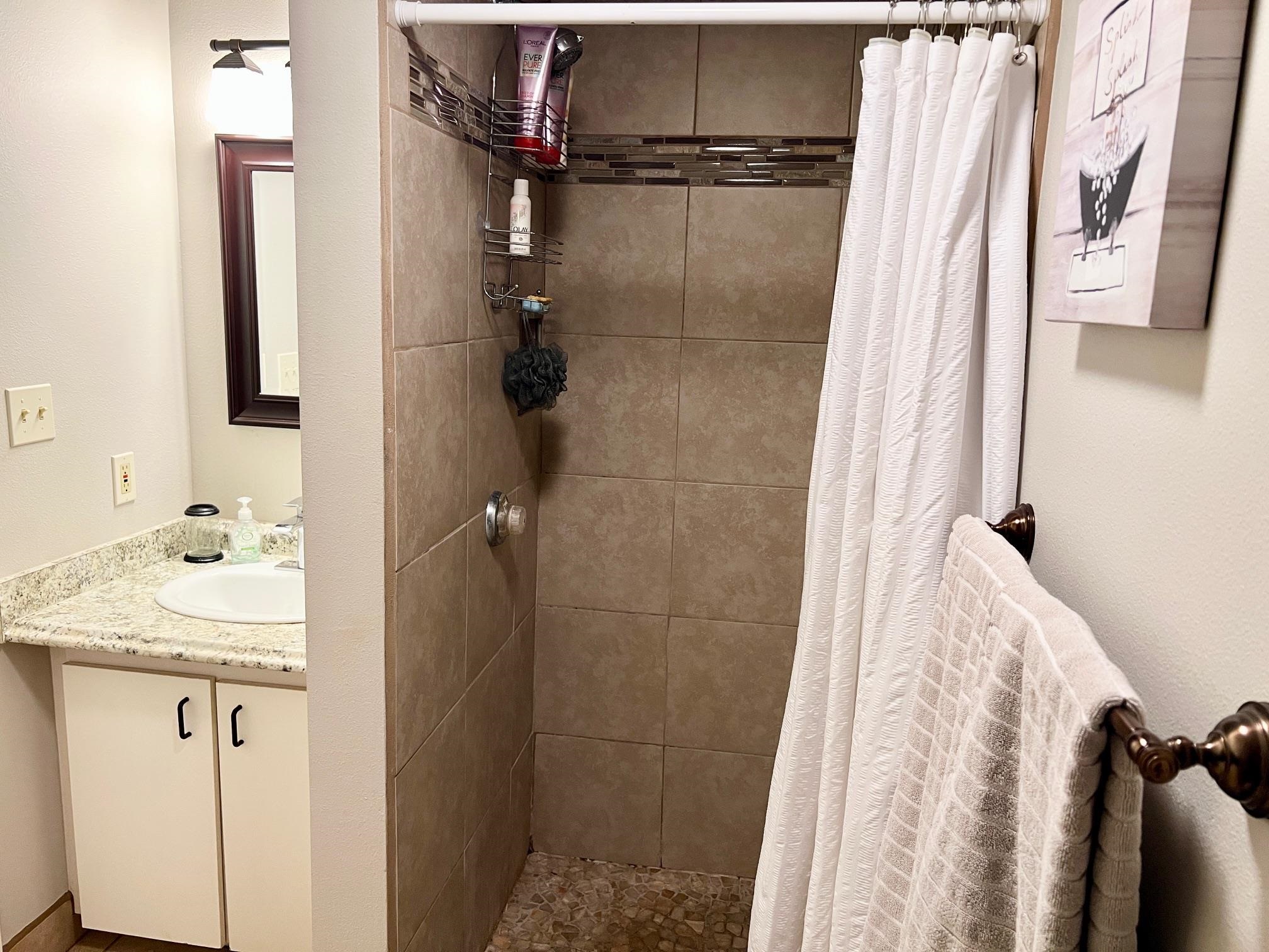 Kihei Shores condo # B 106, Kihei, Hawaii - photo 7 of 28