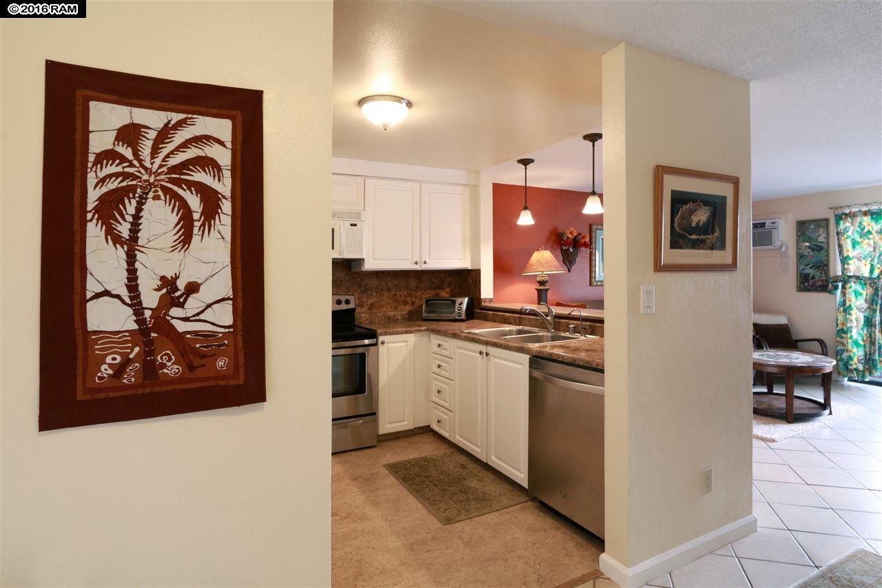 Kihei Shores condo # B 201, Kihei, Hawaii - photo 18 of 30