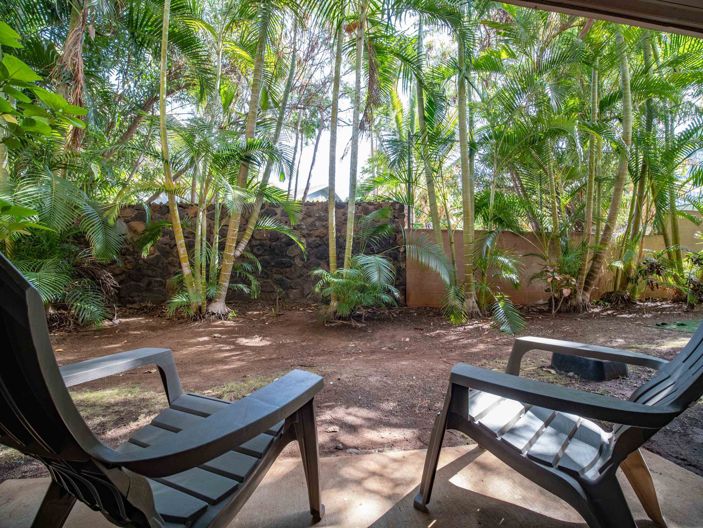 Kihei Shores condo # C004, Kihei, Hawaii - photo 4 of 18