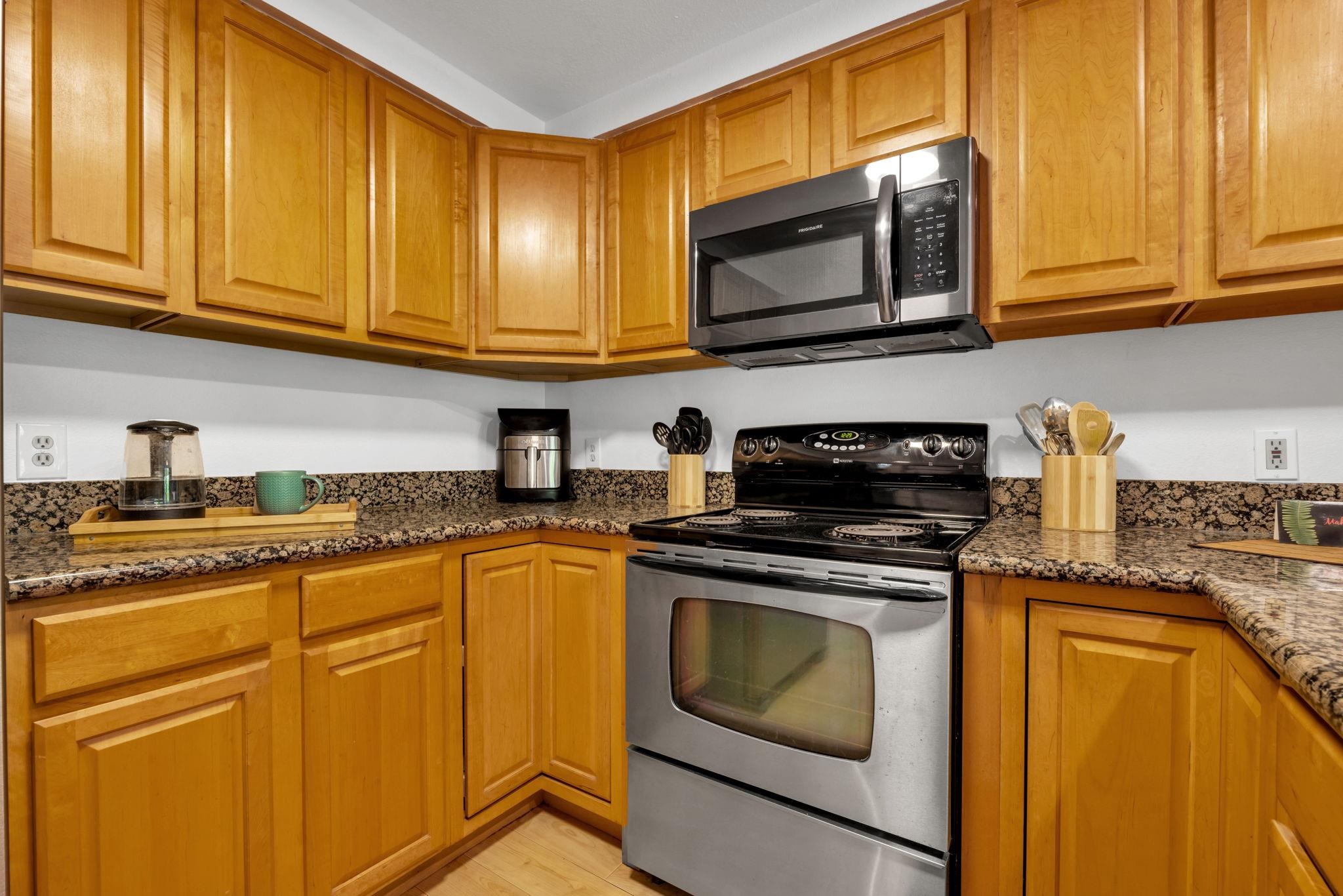 Kihei Shores condo # C-205, Kihei, Hawaii - photo 6 of 49