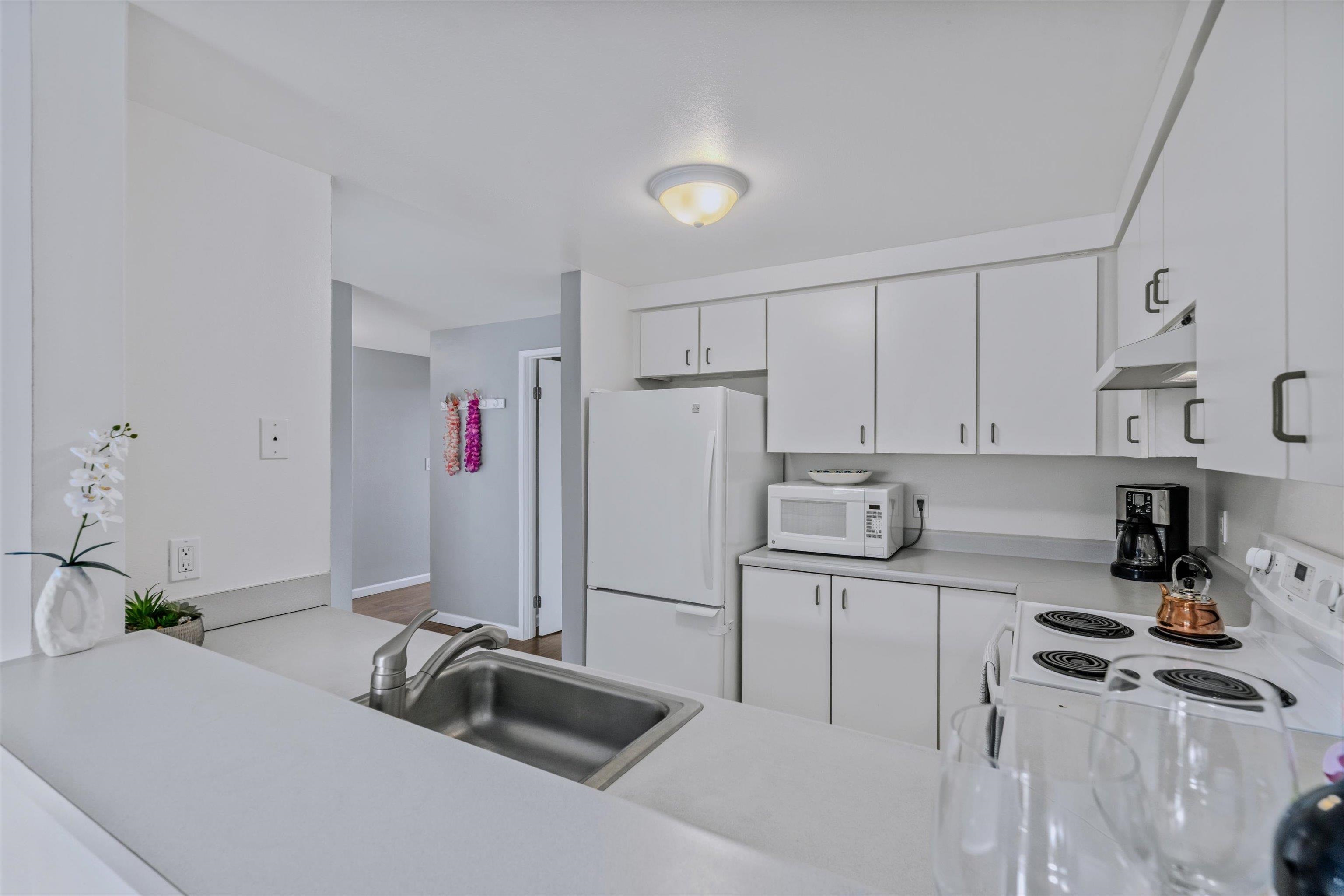 Kihei Shores condo # E308, Kihei, Hawaii - photo 8 of 37