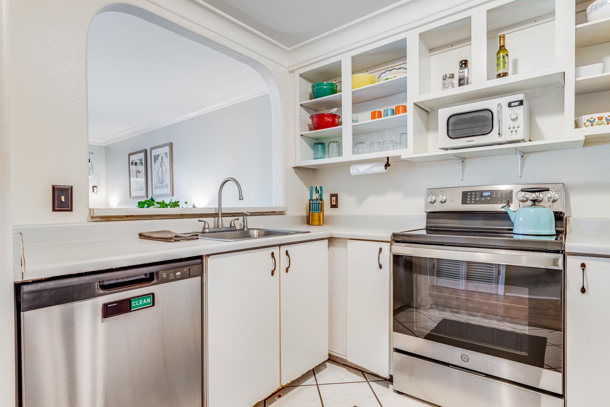 Kihei Shores condo # J008, Kihei, Hawaii - photo 6 of 28