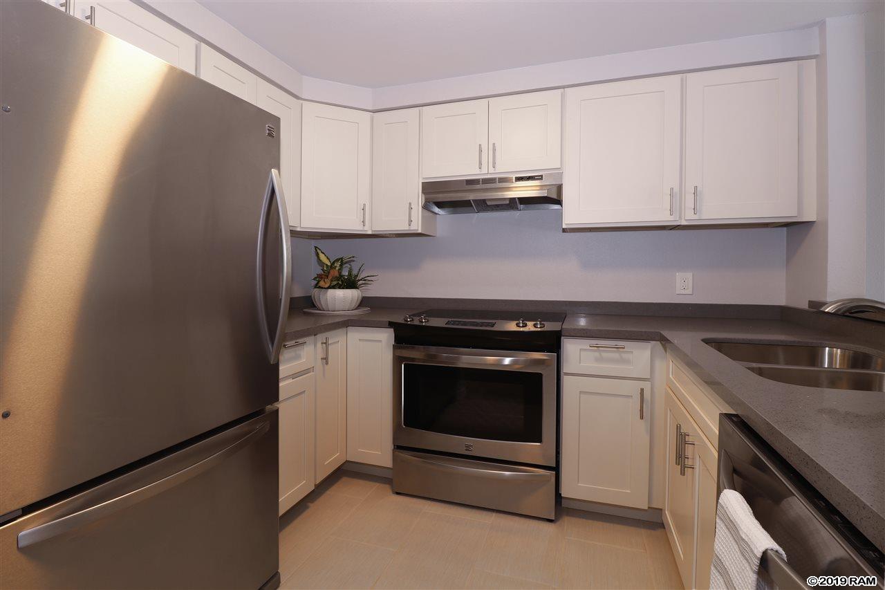 Kihei Shores condo # J101, Kihei, Hawaii - photo 3 of 26