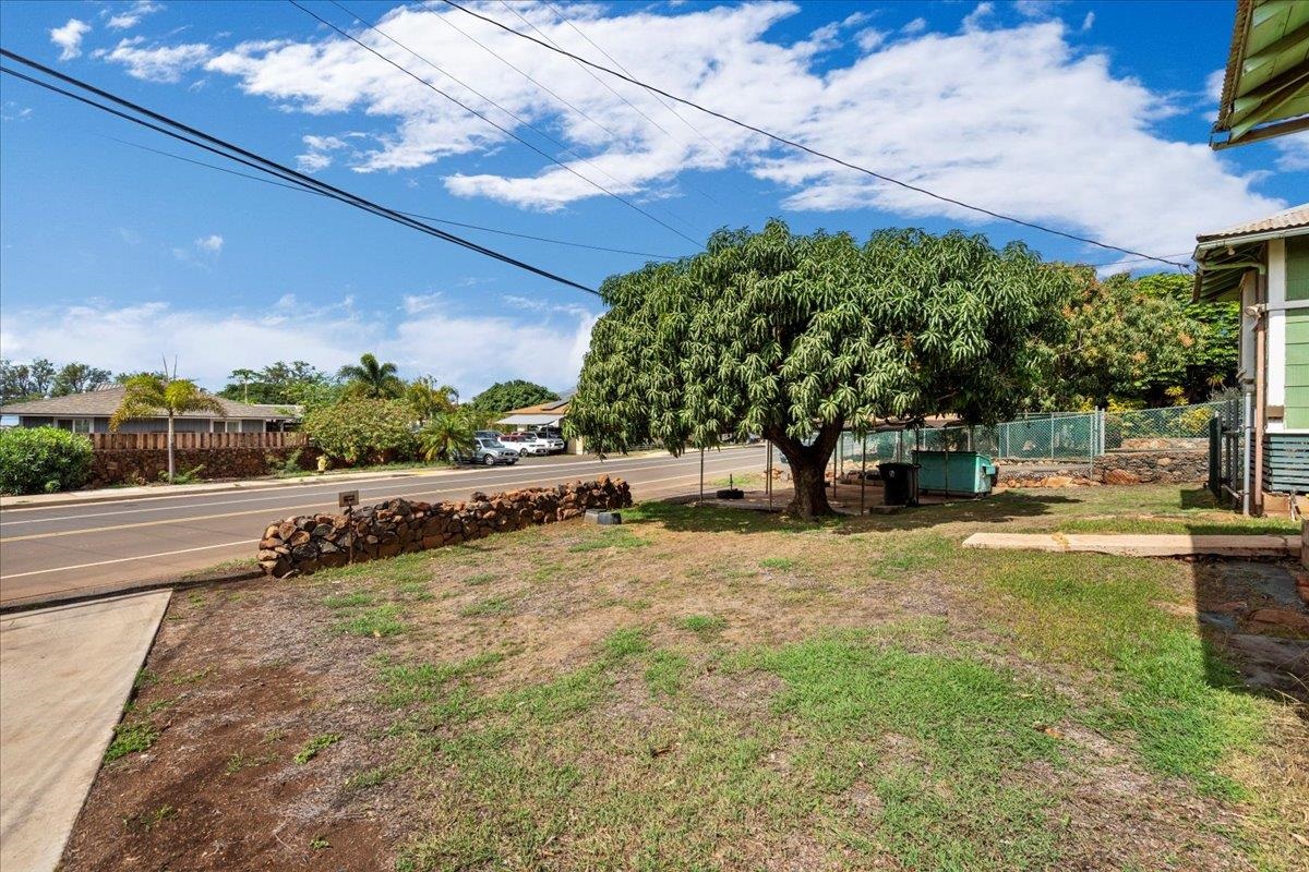 275  Kenolio Rd North Kihei, Kihei home - photo 3 of 50