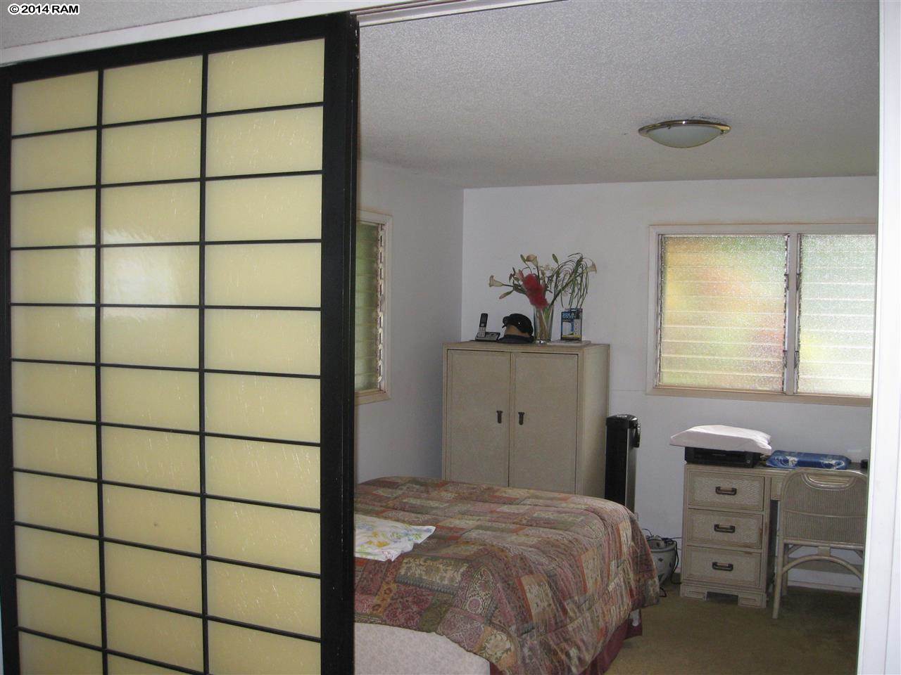 International Colony Club I condo # 26, Lahaina, Hawaii - photo 3 of 9