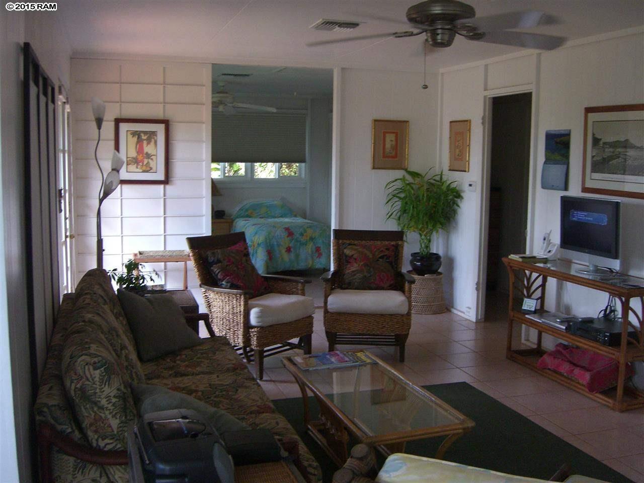 International Colony Club I condo # 1, Lahaina, Hawaii - photo 5 of 12