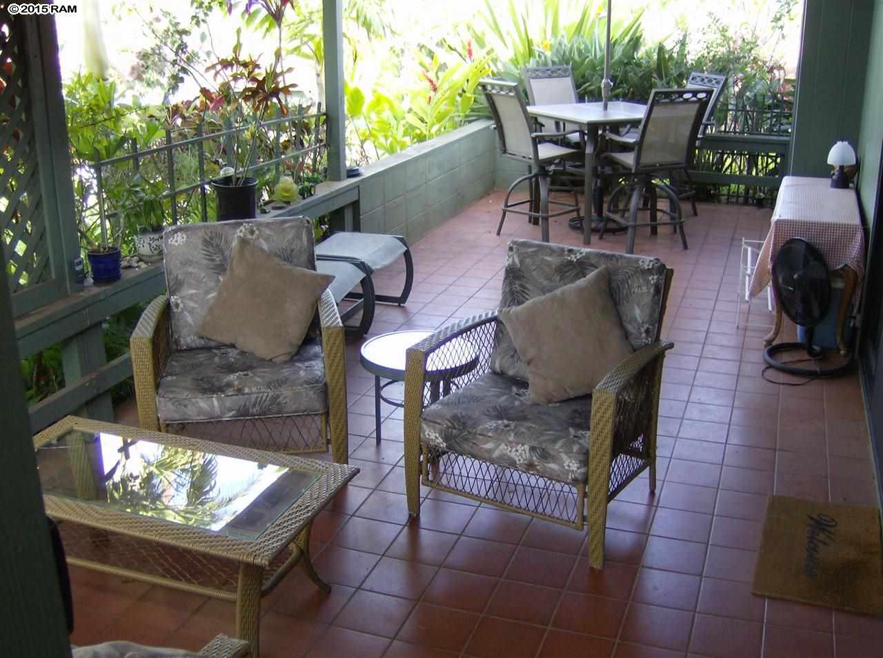 International Colony Club I condo # 1, Lahaina, Hawaii - photo 9 of 12