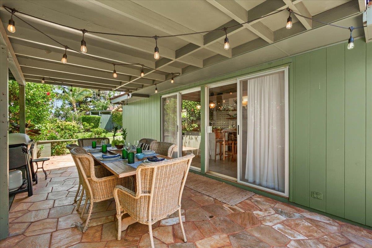 International Colony Club I condo # 11, Lahaina, Hawaii - photo 18 of 37