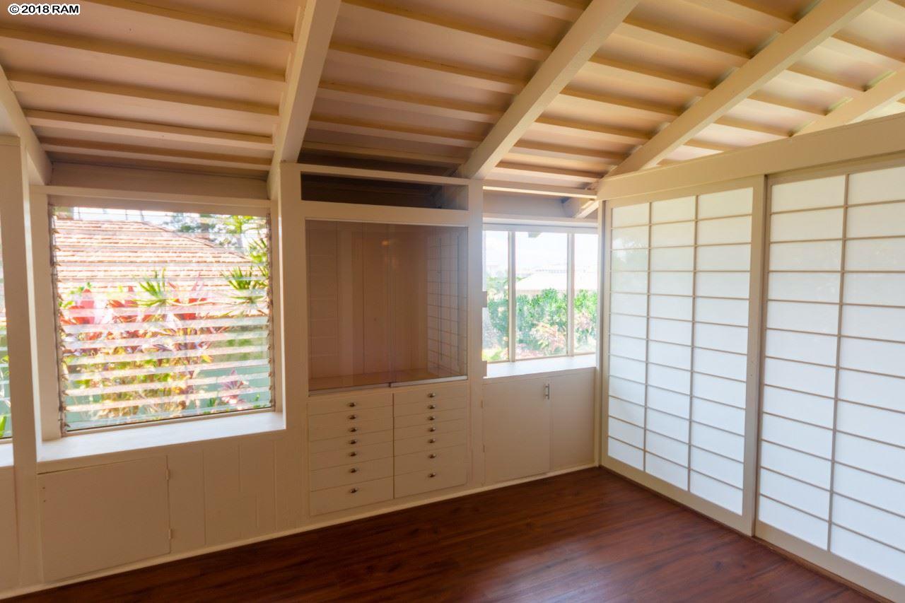 International Colony Club I condo # 17, Lahaina, Hawaii - photo 8 of 21