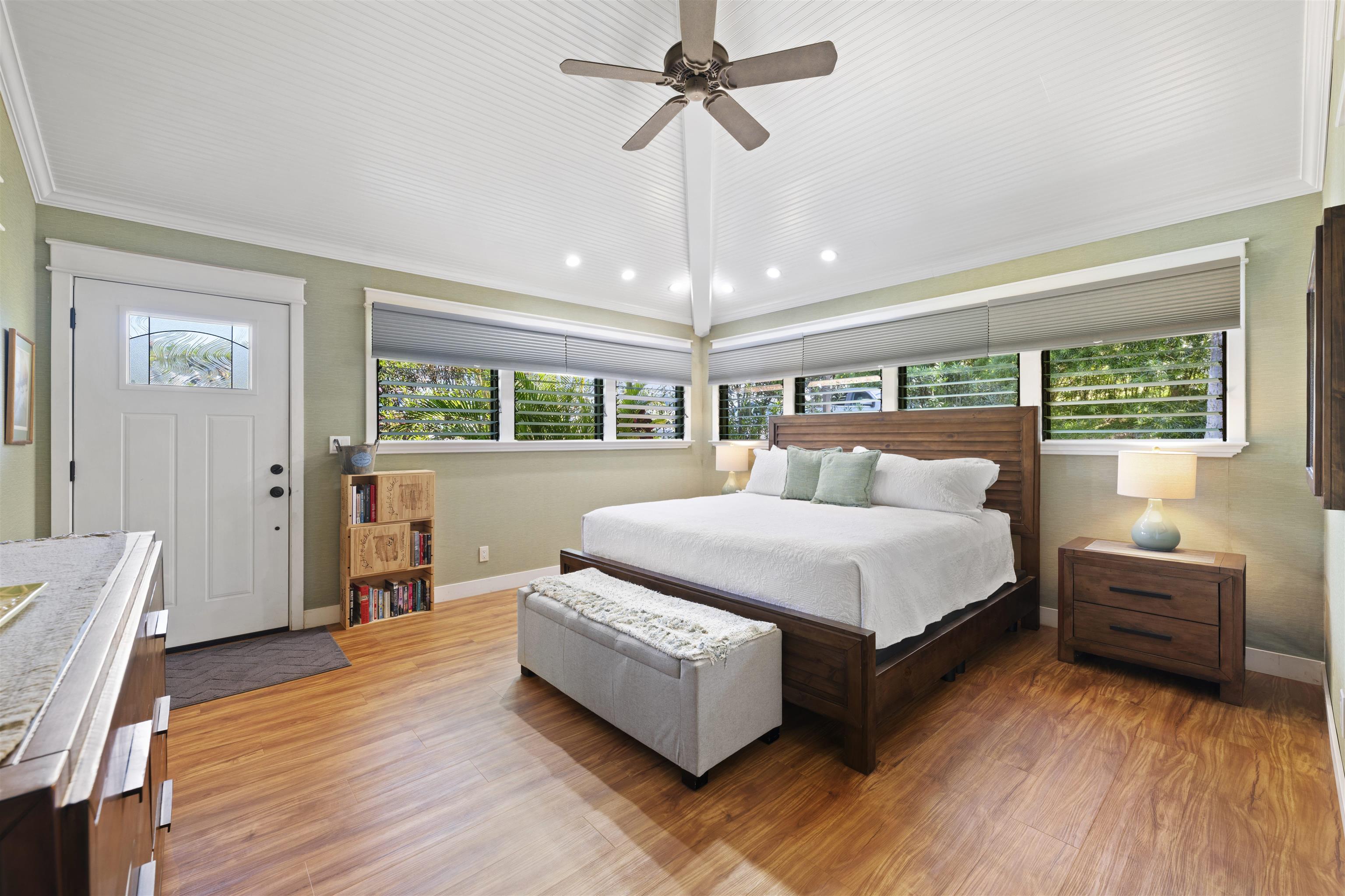 International Colony Club I condo # 2, Lahaina, Hawaii - photo 18 of 41