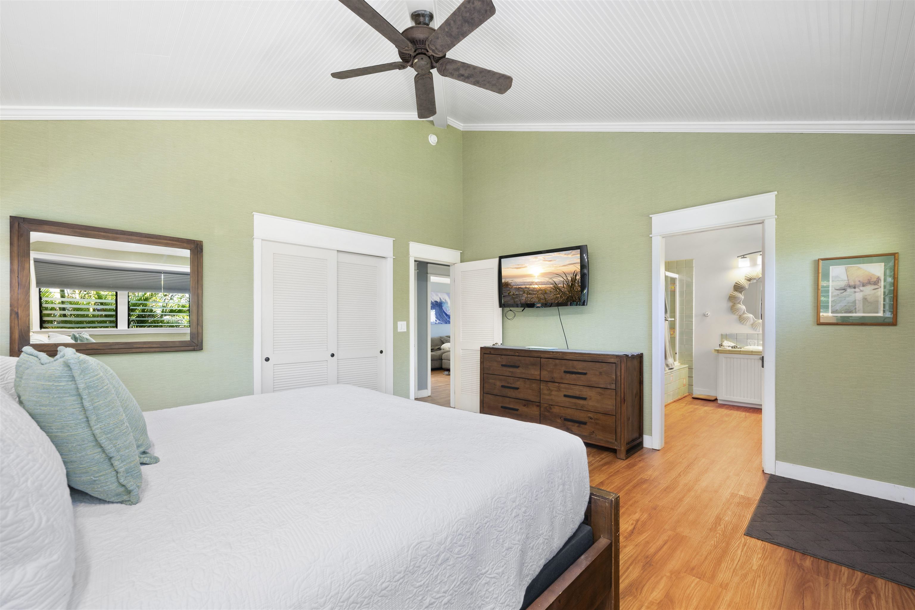 International Colony Club I condo # 2, Lahaina, Hawaii - photo 19 of 41