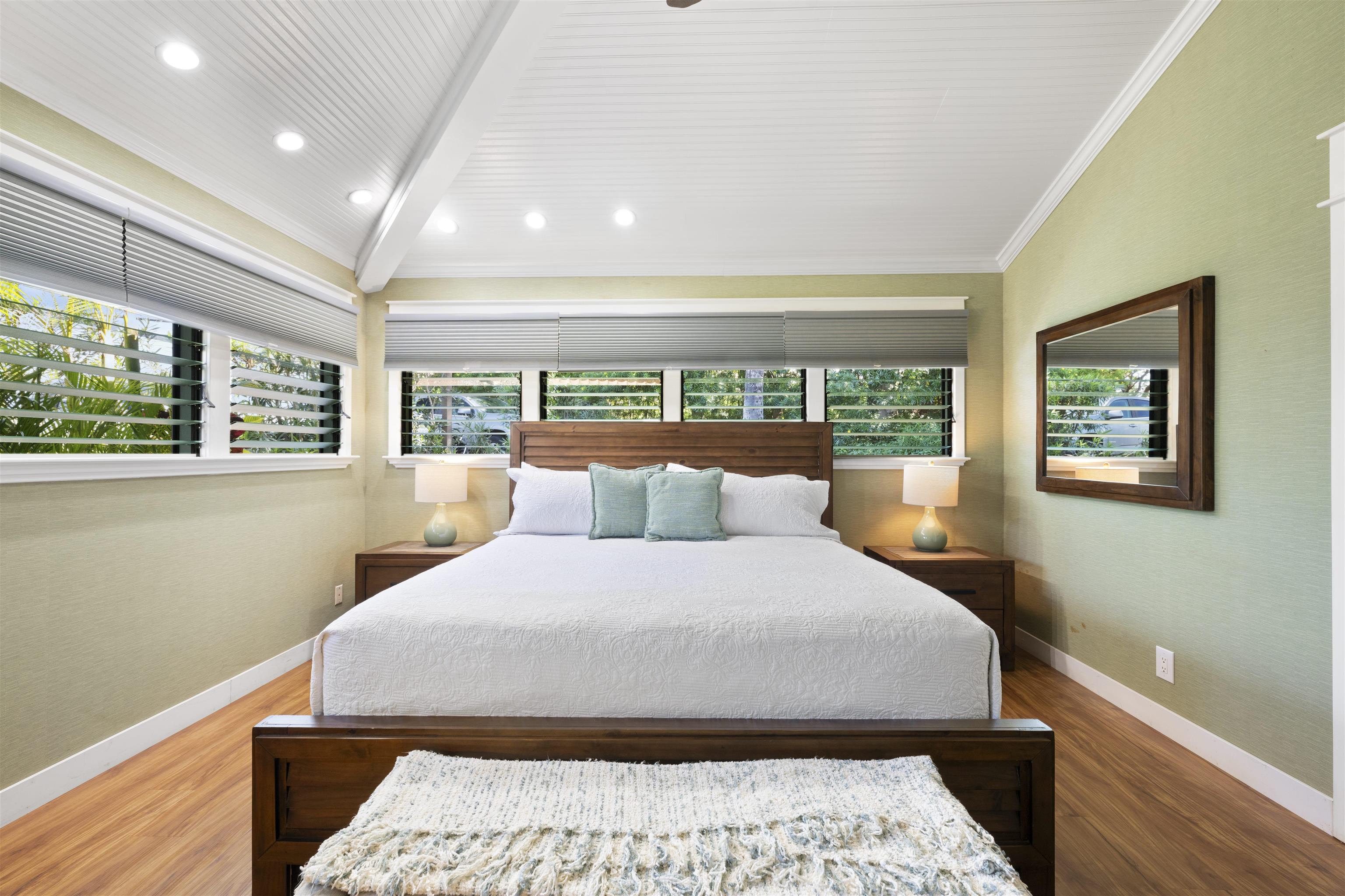 International Colony Club I condo # 2, Lahaina, Hawaii - photo 20 of 41