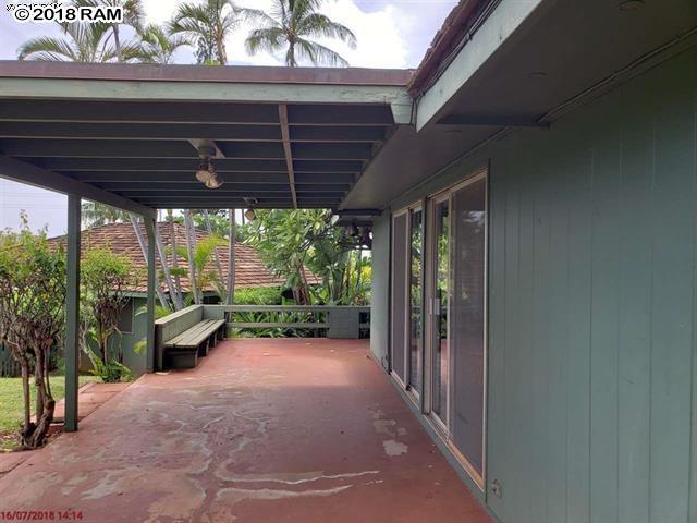 International Colony Club I condo # 20, Lahaina, Hawaii - photo 3 of 11