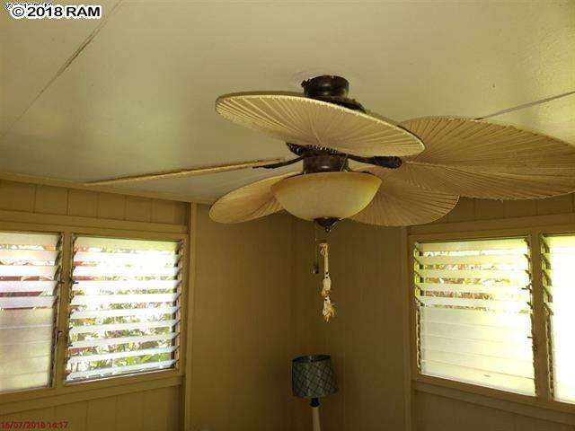 International Colony Club I condo # 20, Lahaina, Hawaii - photo 7 of 11