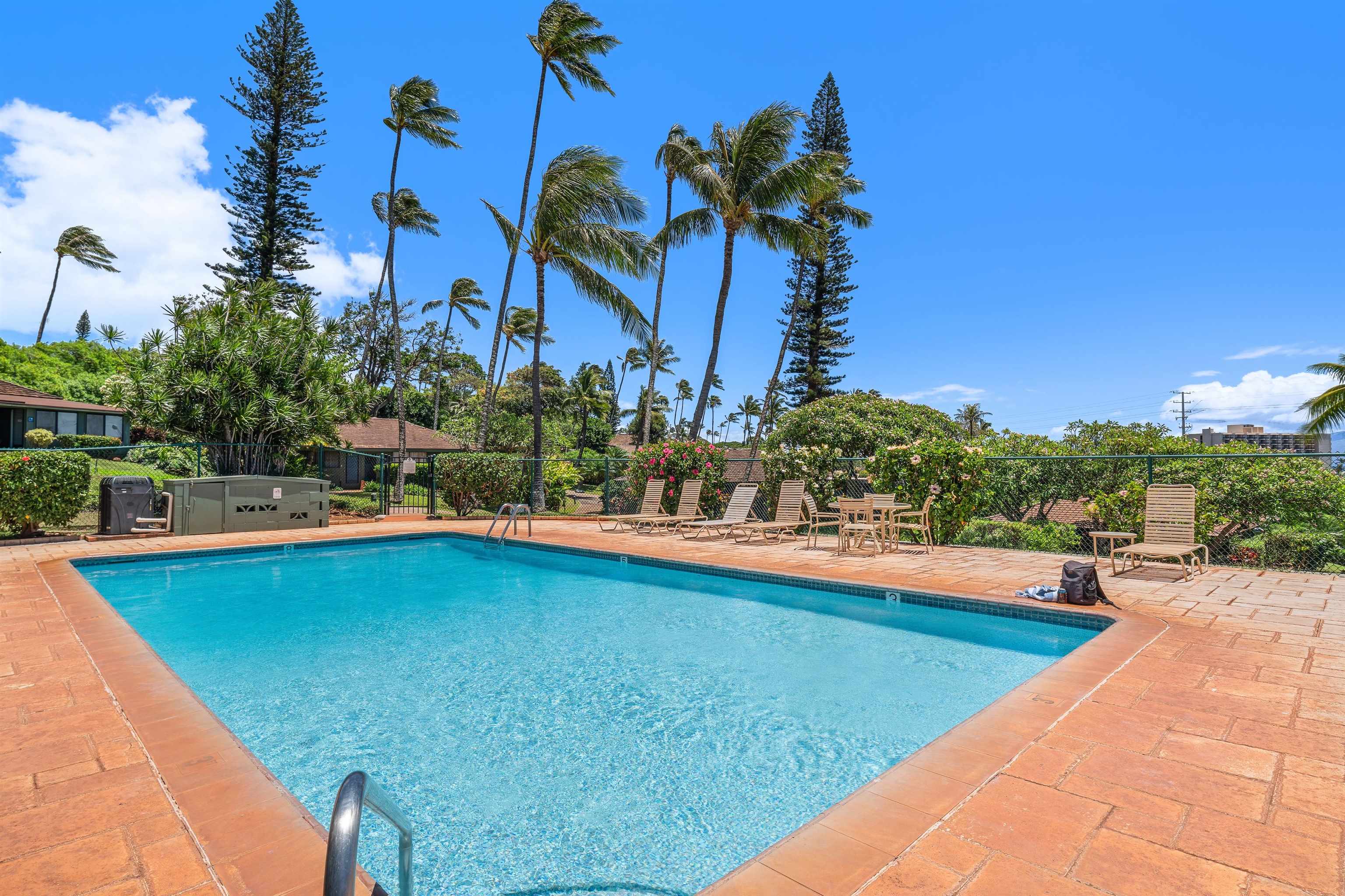 International Colony Club I condo # 20, Lahaina, Hawaii - photo 41 of 50