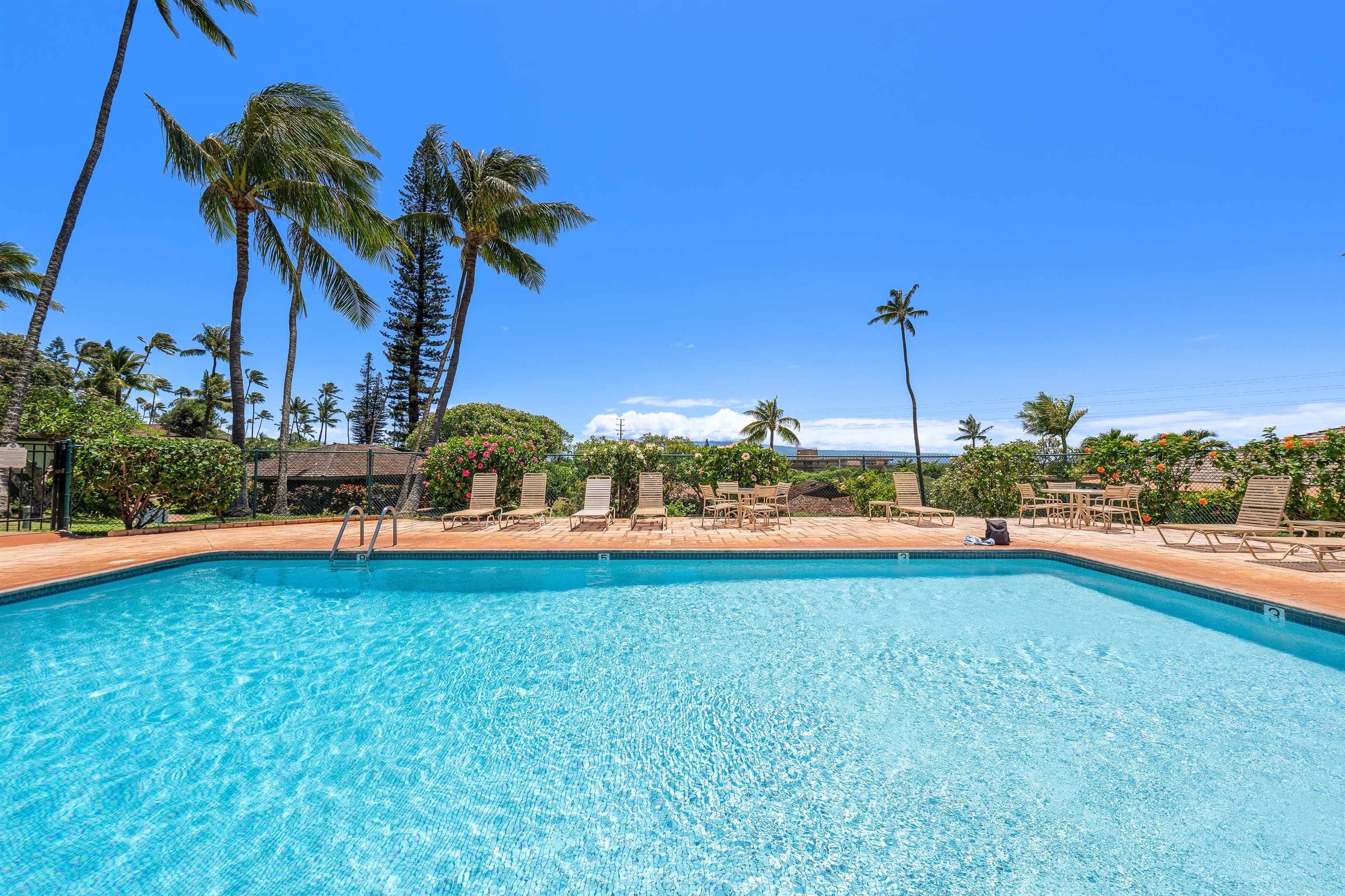 International Colony Club I condo # 20, Lahaina, Hawaii - photo 42 of 50