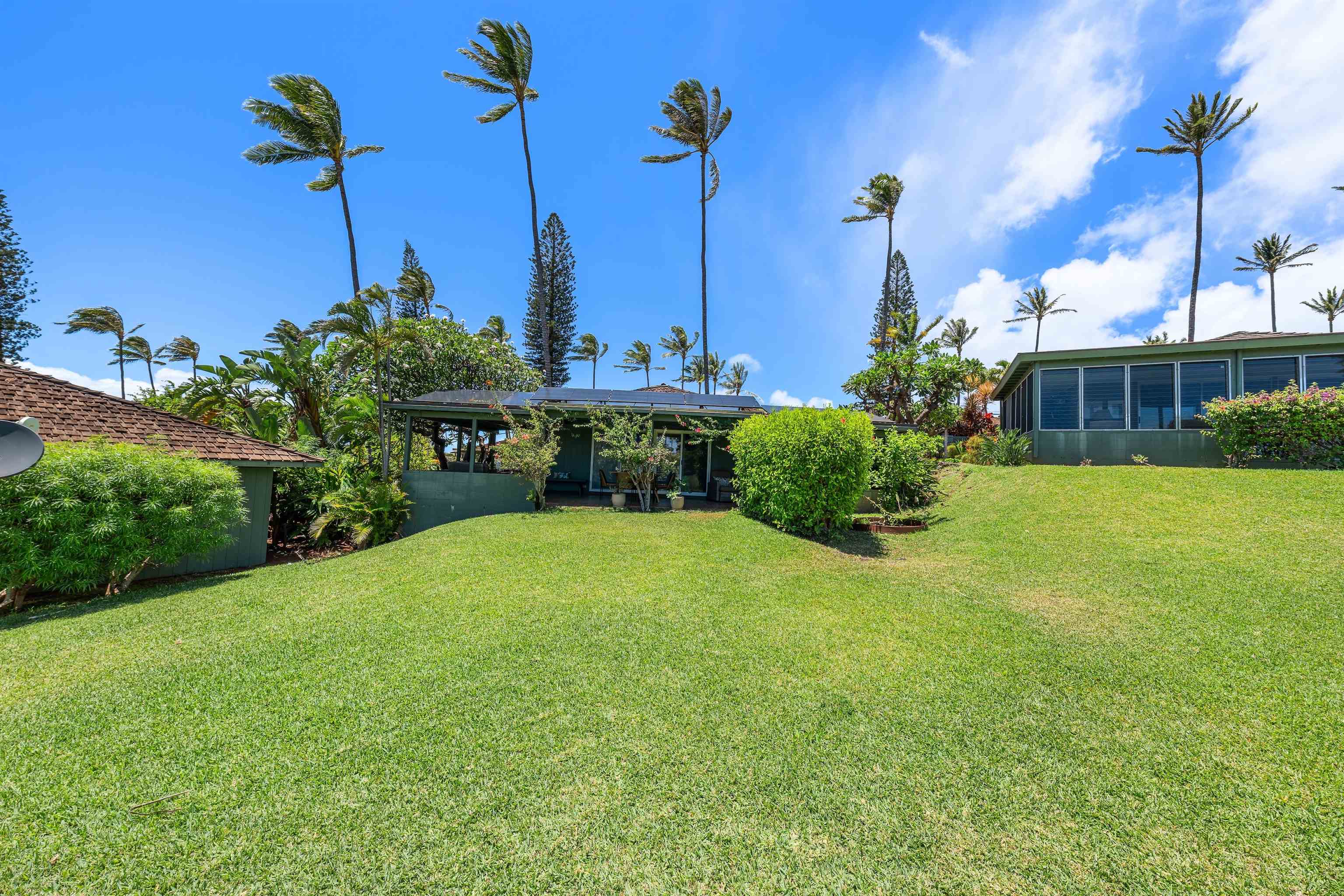 International Colony Club I condo # 20, Lahaina, Hawaii - photo 43 of 50