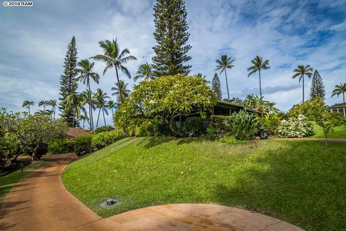 International Colony Club I condo # 22, Lahaina, Hawaii - photo 2 of 27