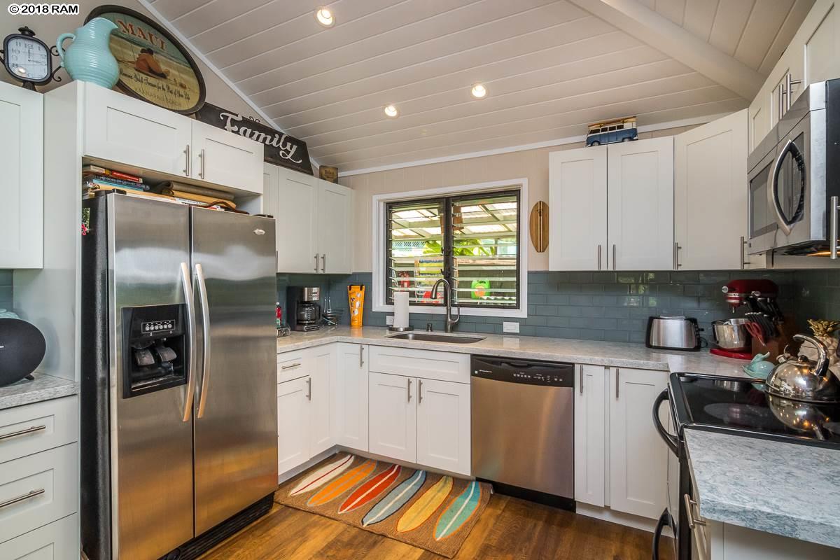 International Colony Club I condo # 22, Lahaina, Hawaii - photo 13 of 27