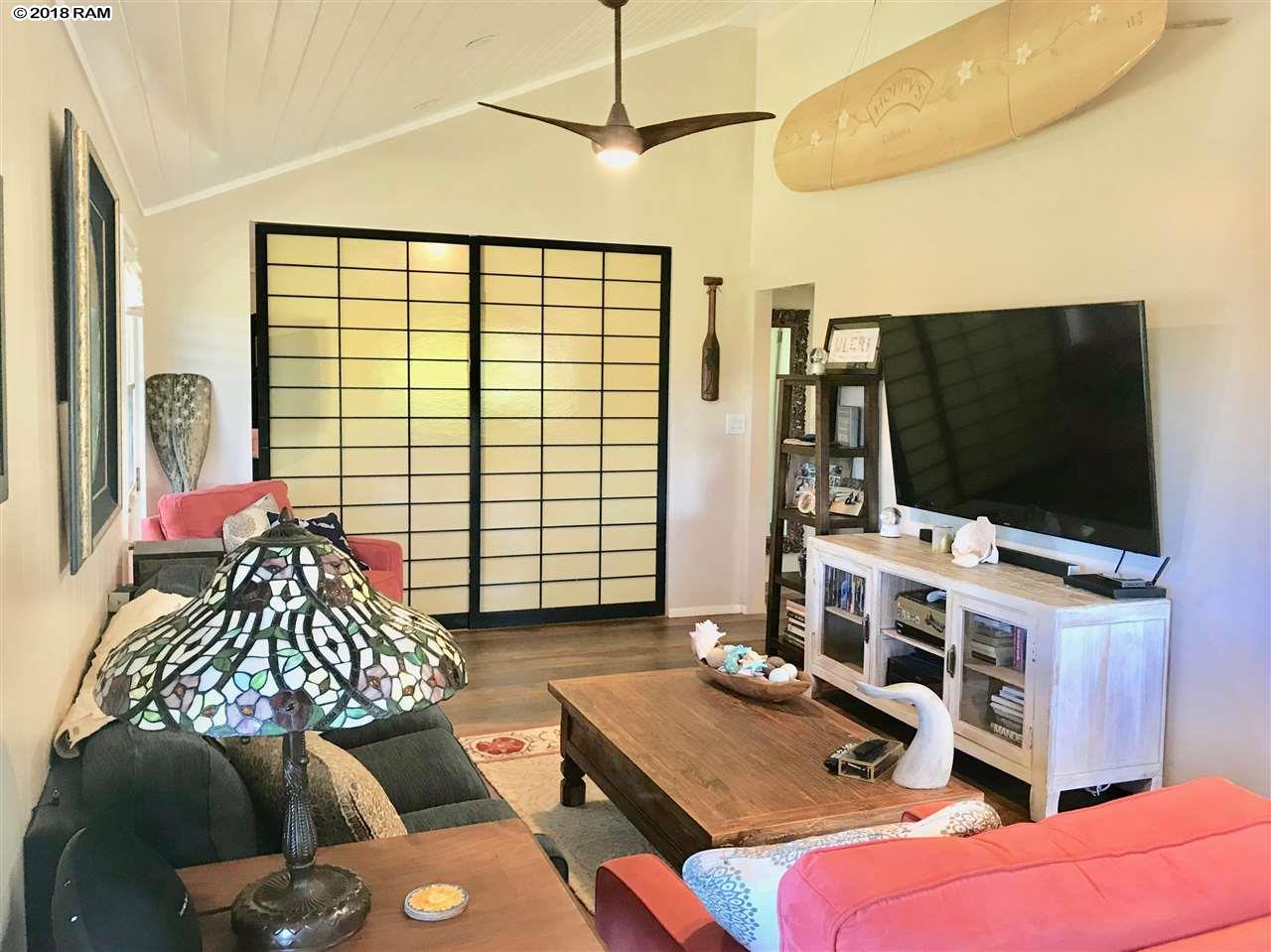 International Colony Club I condo # 22, Lahaina, Hawaii - photo 16 of 27