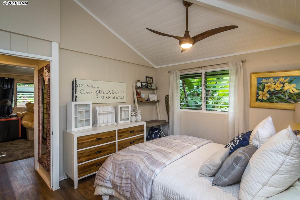 International Colony Club I condo # 22, Lahaina, Hawaii - photo 21 of 27