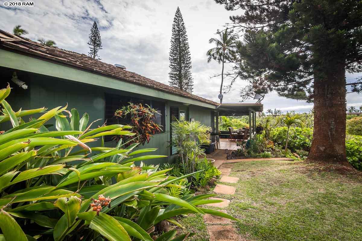 International Colony Club I condo # 22, Lahaina, Hawaii - photo 5 of 27