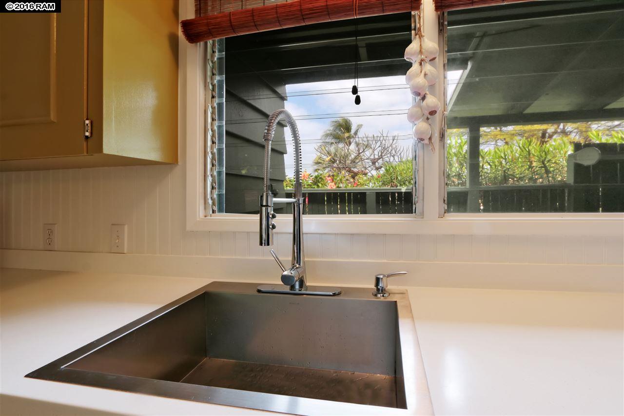 International Colony Club I condo # 29, Lahaina, Hawaii - photo 13 of 30