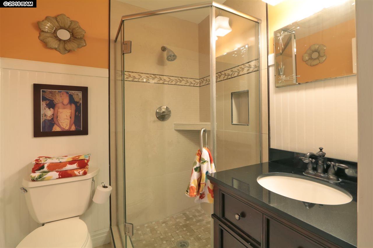 International Colony Club I condo # 29, Lahaina, Hawaii - photo 19 of 30