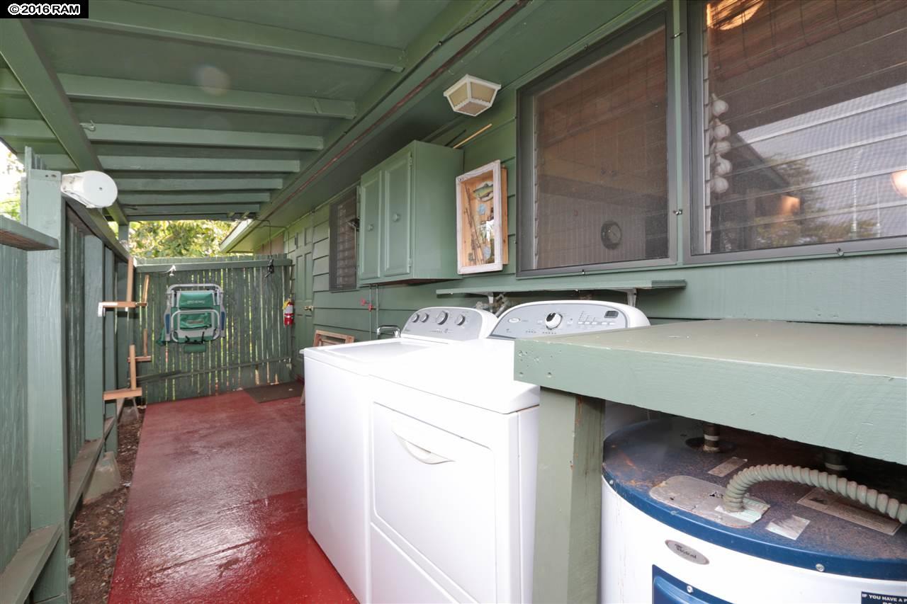 International Colony Club I condo # 29, Lahaina, Hawaii - photo 28 of 30