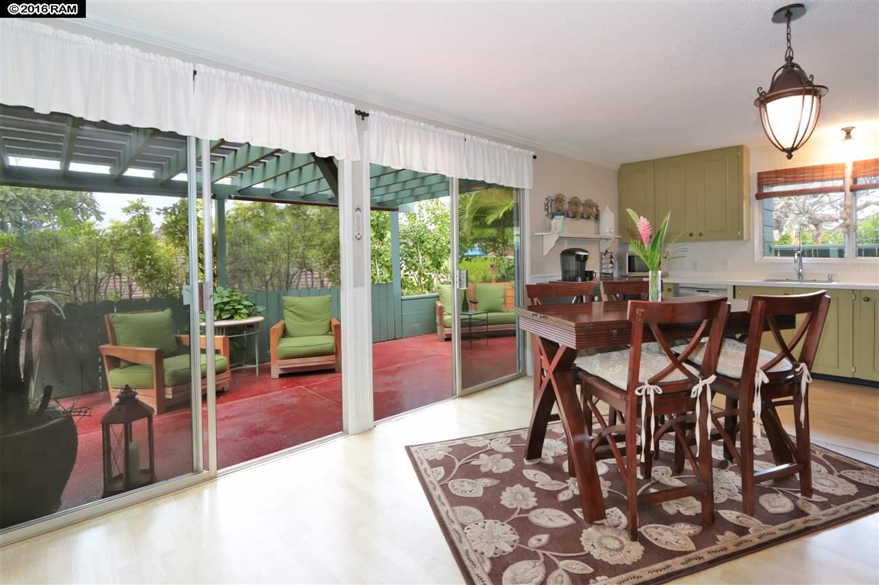 International Colony Club I condo # 29, Lahaina, Hawaii - photo 6 of 30