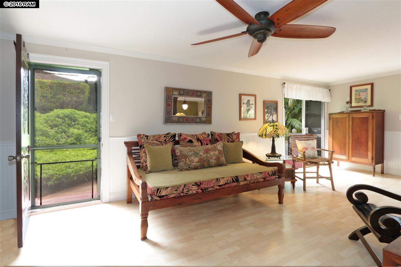 International Colony Club I condo # 29, Lahaina, Hawaii - photo 9 of 30