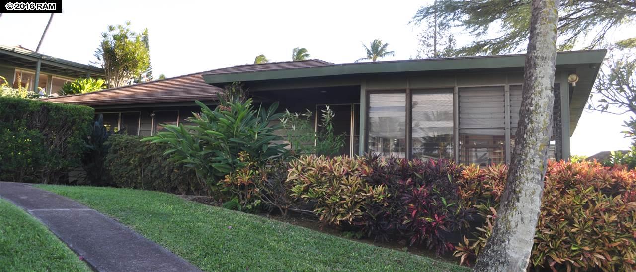 International Colony Club I condo # 31, Lahaina, Hawaii - photo 3 of 25