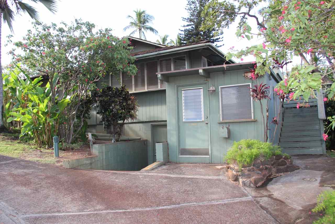 International Colony Club I condo # 33, Lahaina, Hawaii - photo 2 of 19