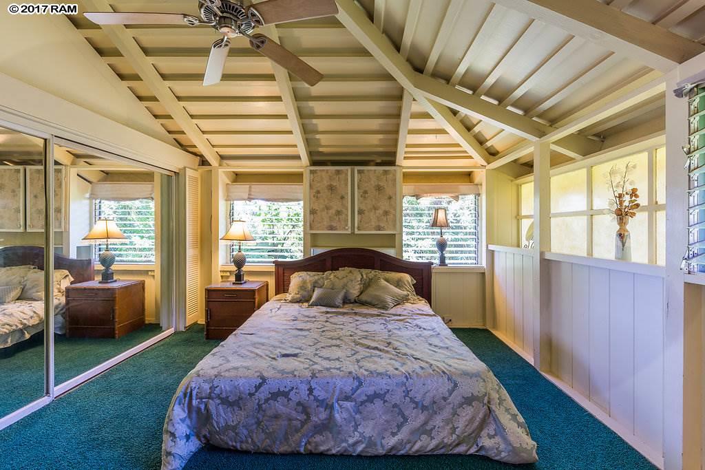 International Colony Club I condo # 34, Lahaina, Hawaii - photo 15 of 27