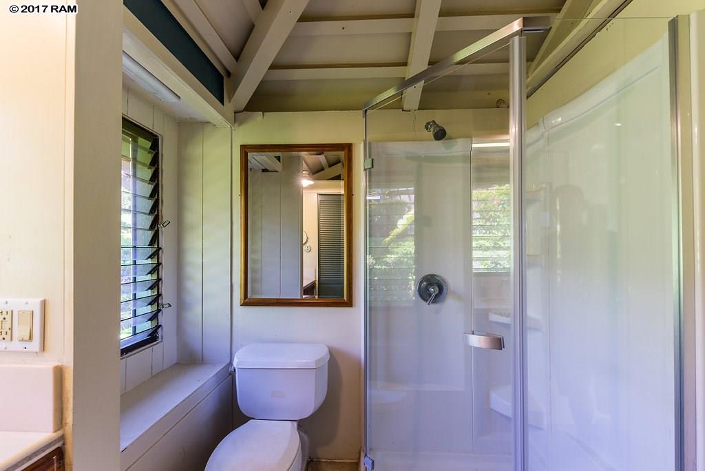 International Colony Club I condo # 34, Lahaina, Hawaii - photo 19 of 27