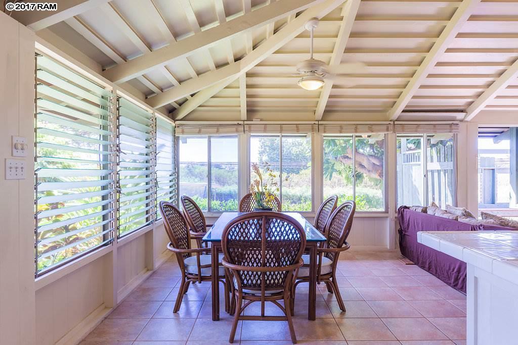 International Colony Club I condo # 34, Lahaina, Hawaii - photo 8 of 27