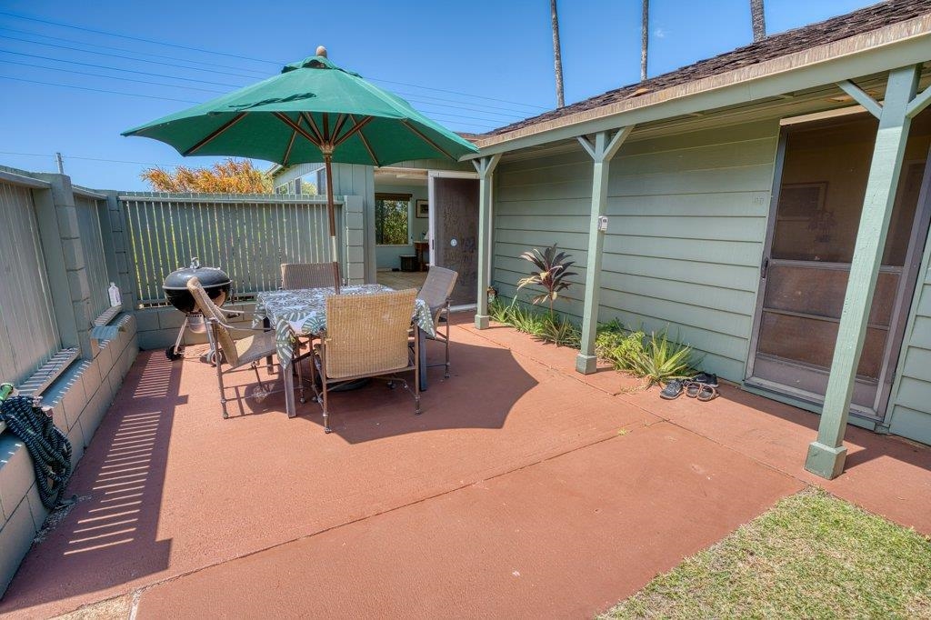 International Colony Club I condo # 40, Lahaina, Hawaii - photo 3 of 29