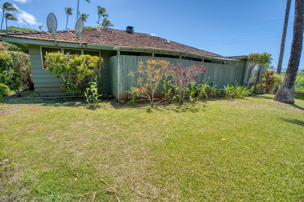 International Colony Club I condo # 40, Lahaina, Hawaii - photo 26 of 29