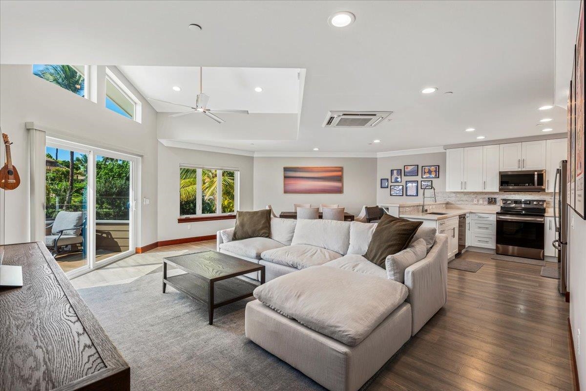 Paradise Ridge Estates condo # 804, Kihei, Hawaii - photo 8 of 47