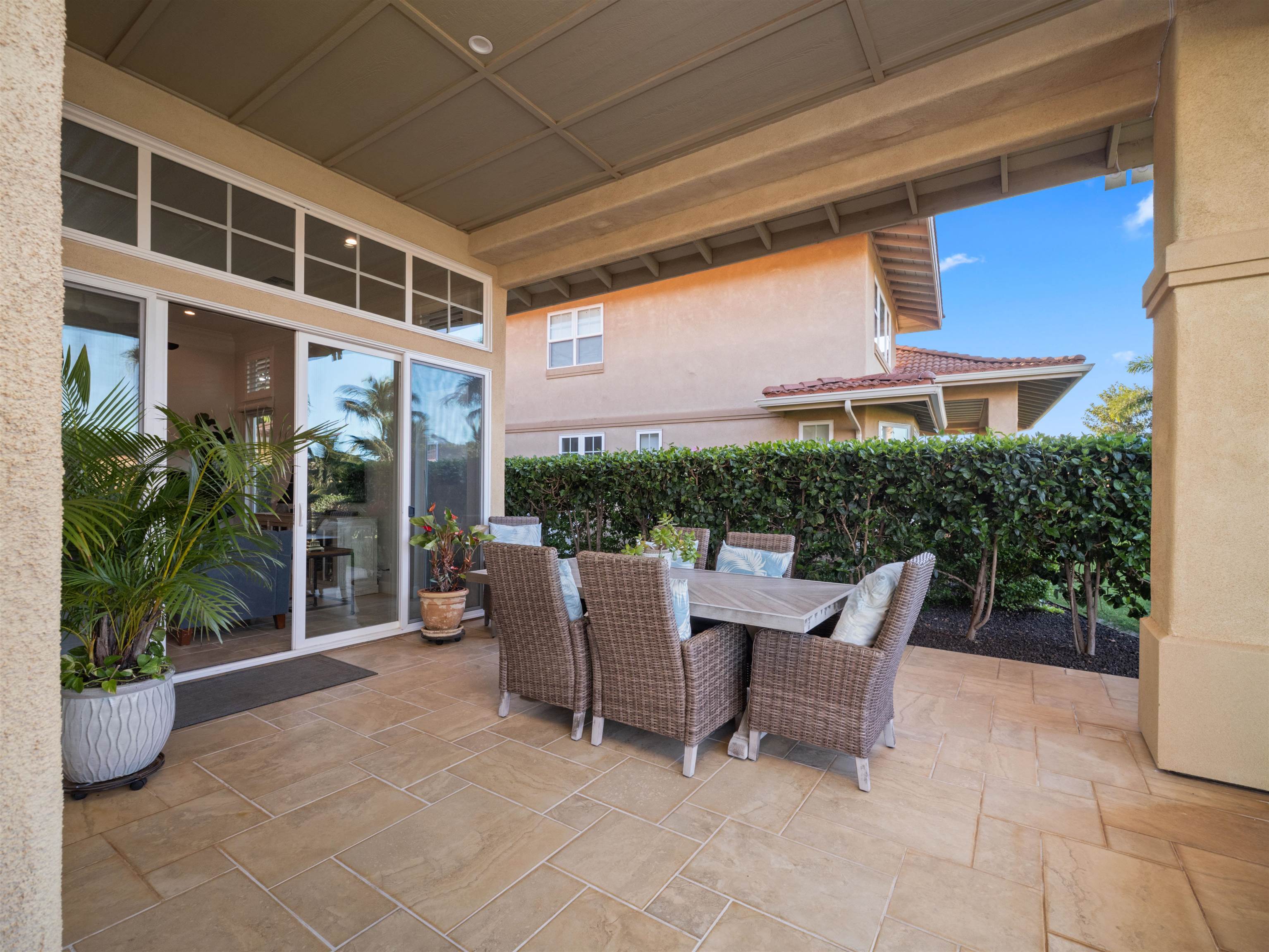 2760  Umeka Cir Naui Nui Golf Course, Kihei home - photo 17 of 50