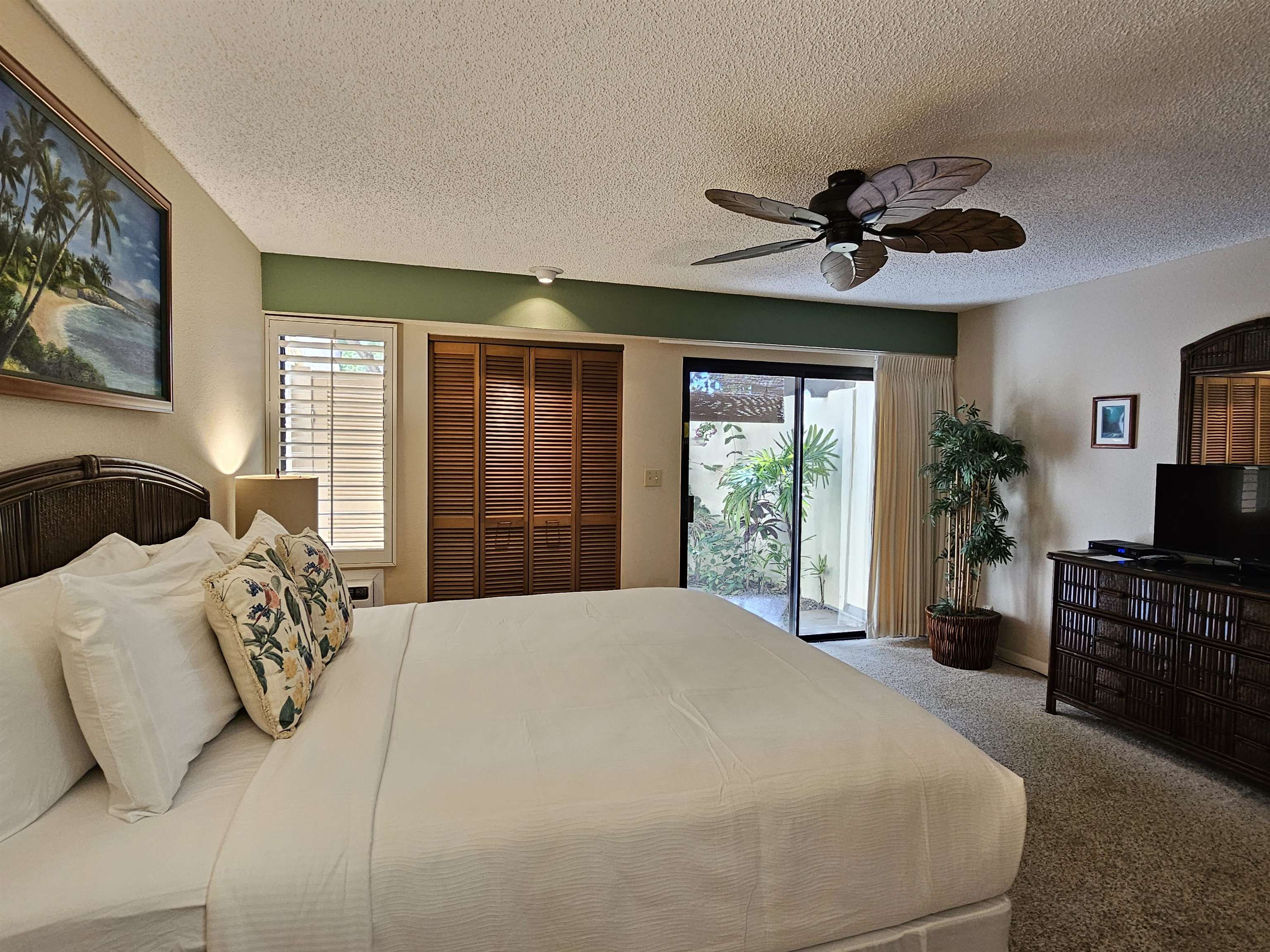 Maui Kamaole condo # B112, Kihei, Hawaii - photo 32 of 50