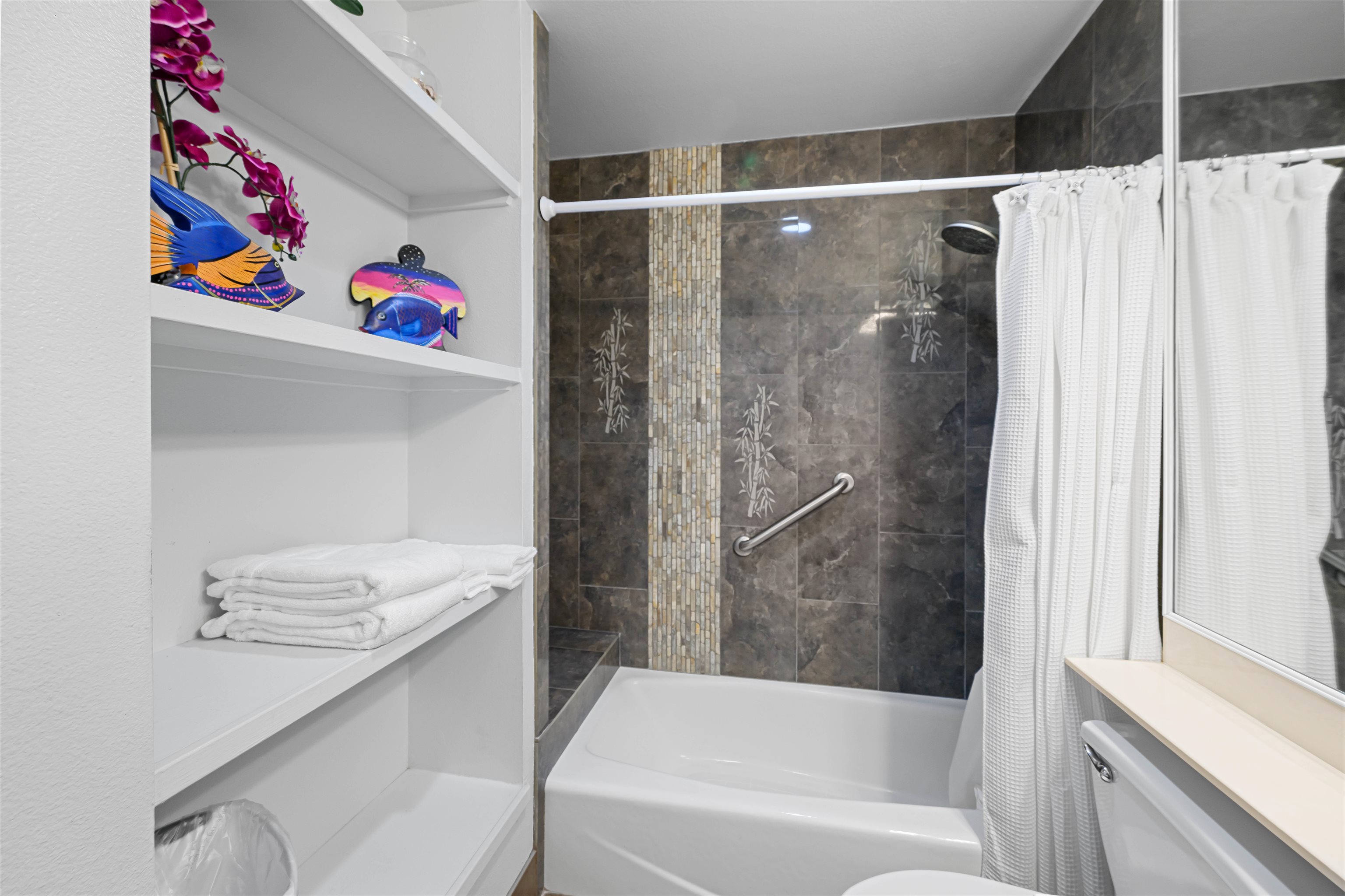 Maui Kamaole condo # D208, Kihei, Hawaii - photo 21 of 44