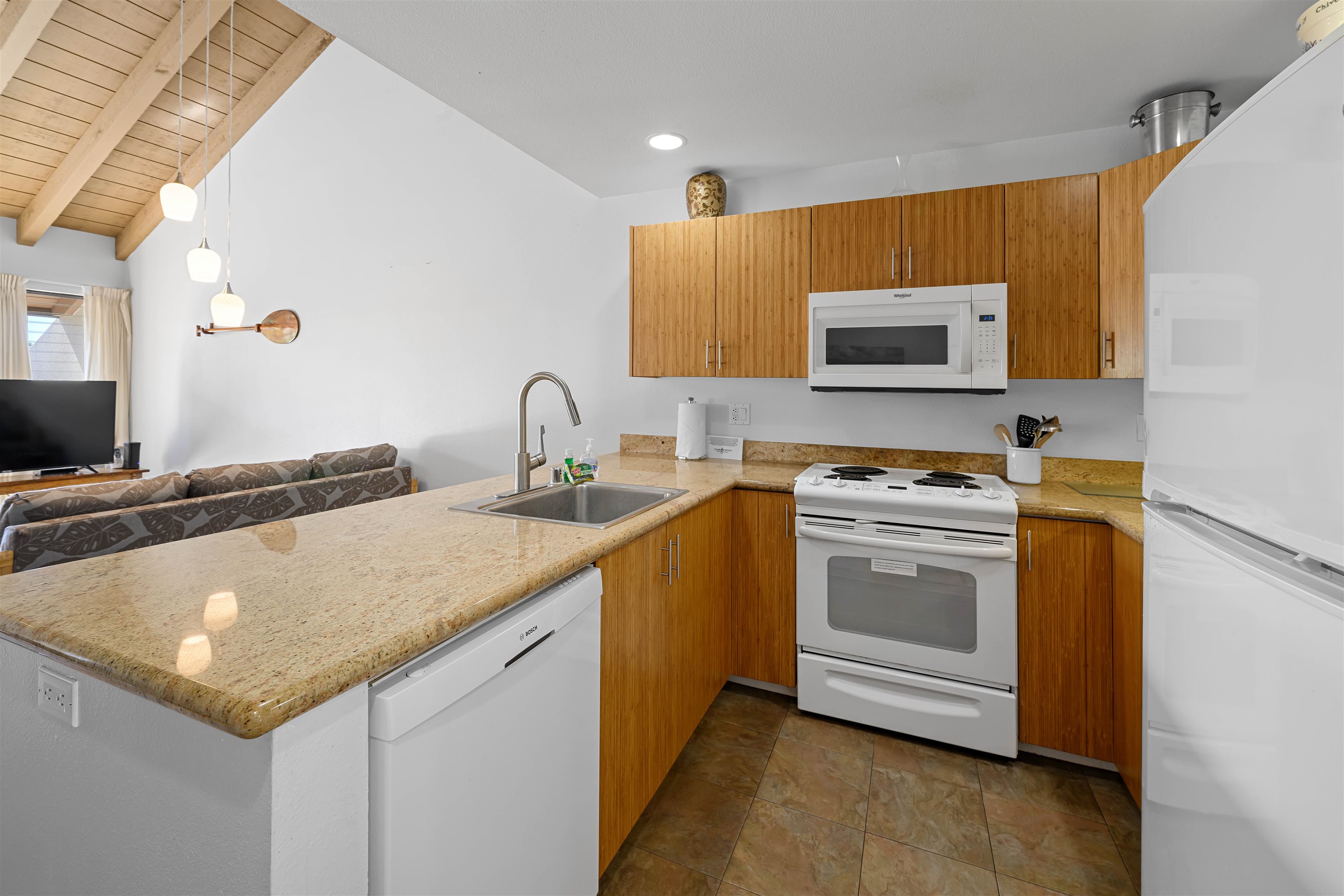 Maui Kamaole condo # D208, Kihei, Hawaii - photo 10 of 44