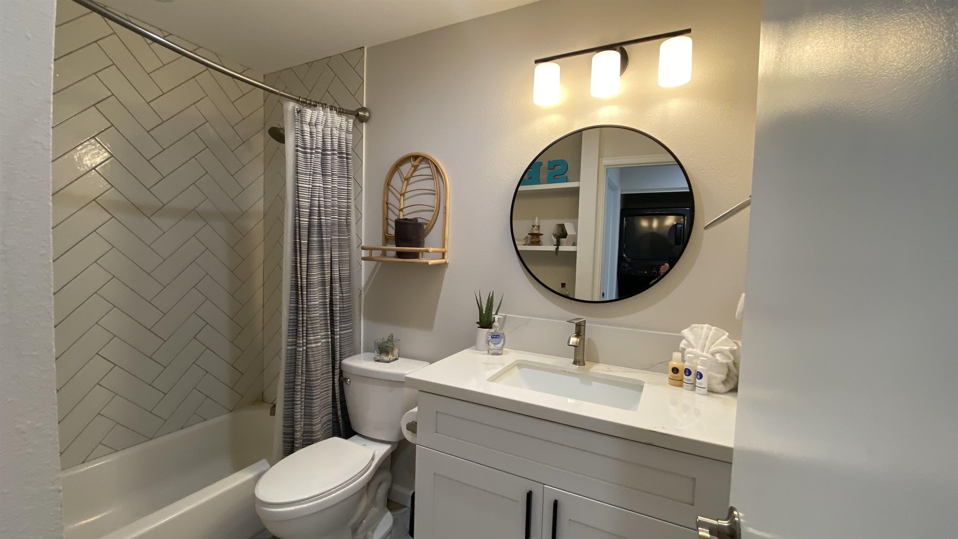 Maui Kamaole condo # E-202, Kihei, Hawaii - photo 22 of 37