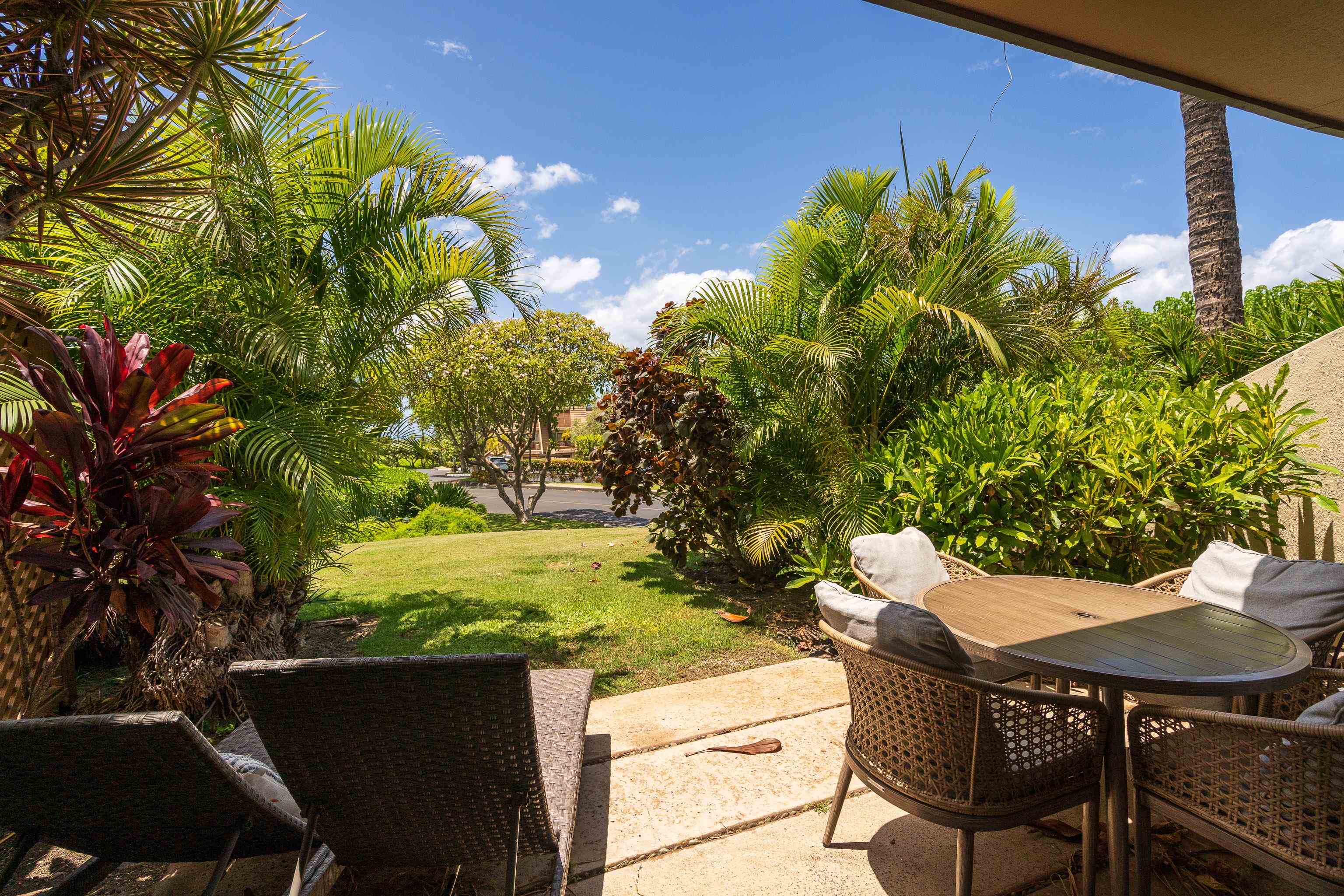 Maui Kamaole condo # I-110, Kihei, Hawaii - photo 14 of 40